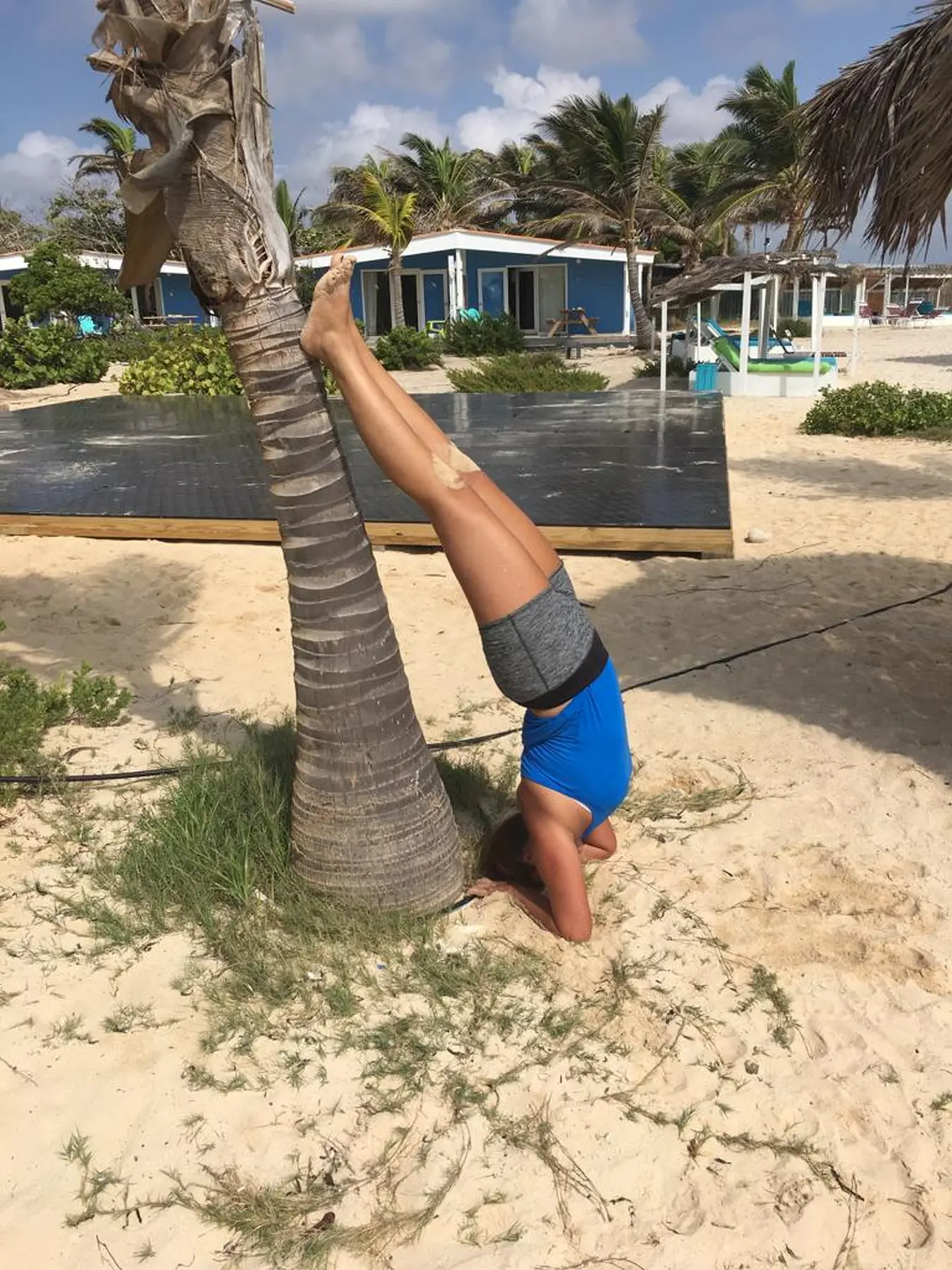 Frauen machen Yoga